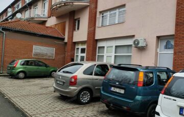 Eladó iroda/üzlethelyiség