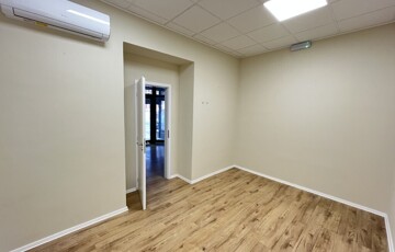 Kiadó iroda/üzlethelyiség