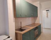 Szolnokon belvárosi, felújított kétszobás lakás kiadó!