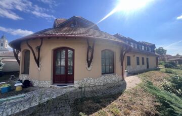 Eladó családi ház