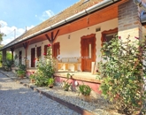 Eladó családi ház Geresdlak 94 000 000 Ft