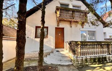 Eladó családi ház