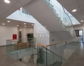 Kiadó iroda/üzlethelyiség Székesfehérvár 32 760 Ft