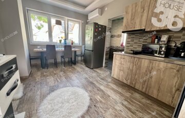 Eladó családi ház