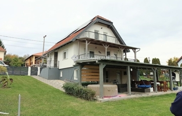 Eladó családi ház