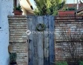 Eladó családi ház Pécs 94 990 000 Ft