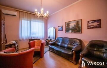 Eladó családi ház