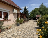 Eladó családi ház Békés 100 900 000 Ft