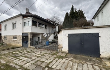 Eladó családi ház