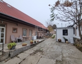 Eladó családi ház Üröm 116 000 000 Ft