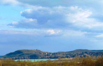 Eladó telek/földterület