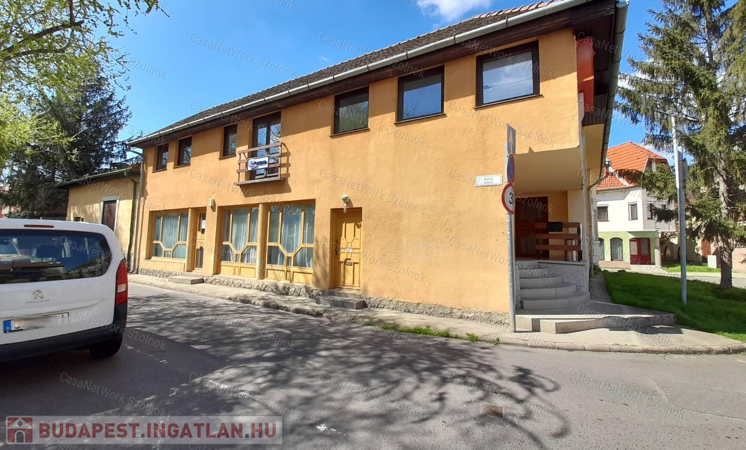 Szolnok belvárosában eladó üzlet, iroda, lakás!                                 