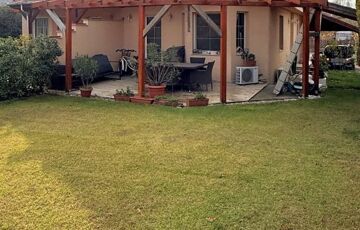 Eladó családi ház