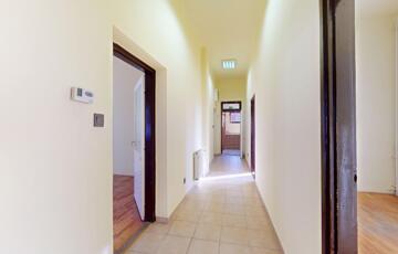 Eladó iroda/üzlethelyiség