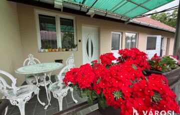 Eladó családi ház