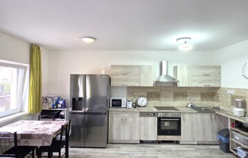 Eladó családi ház