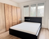 Eladó lakás Pécs 53 900 000 Ft