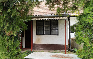 Eladó üdülő/nyaraló
