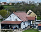 Eladó családi ház Szűr 93 256 150 Ft
