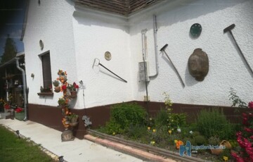 Eladó családi ház