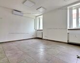 Kiadó iroda/üzlethelyiség Budapest III. ker 756 Euro