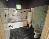 Eladó családi ház Pécs 9 990 000 Ft