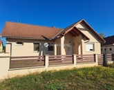 Kiadó családi ház Baksa 380 000 Ft