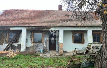 Eladó családi ház