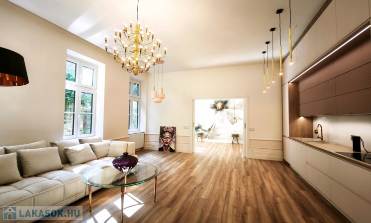 353186                                 