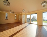 Eladó családi ház Szentendre 230 000 000 Ft