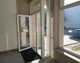 Kiadó iroda/üzlethelyiség Székesfehérvár 160 000 Ft