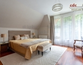 Eladó családi ház Budapest II. ker 294 900 000 Ft