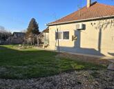 Cegléd Újvárosi részén családi ház eladó!