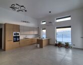 Eladó családi ház Vámosszabadi 210 000 000 Ft