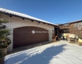 Eladó családi ház Nagytarcsa 200 000 000 Ft