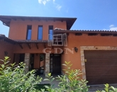 Eladó családi ház Őrbottyán 204 000 000 Ft