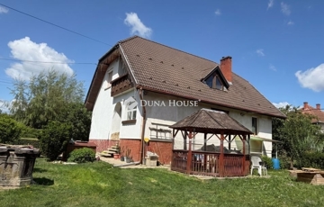 Eladó családi ház