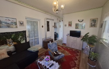 Eladó családi ház