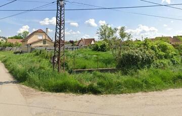 Eladó telek/földterület