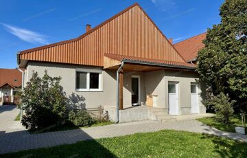 Eladó családi ház