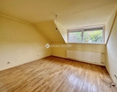 Eladó családi ház Pécs 99 000 000 Ft