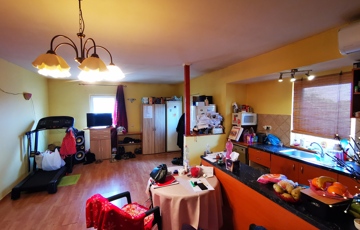 Eladó családi ház