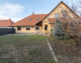 Eladó családi ház Szekszárd 89 000 000 Ft