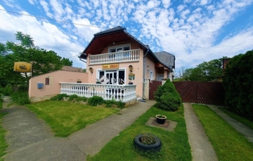 Eladó családi ház