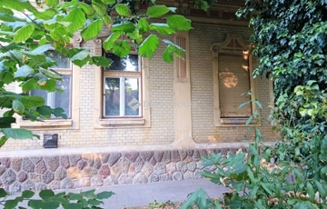 Eladó családi ház