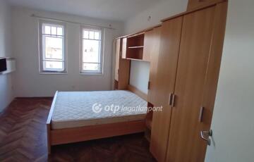Eladó lakás