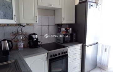 Eladó lakás