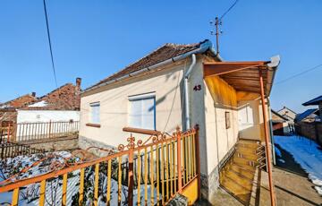 Eladó családi ház