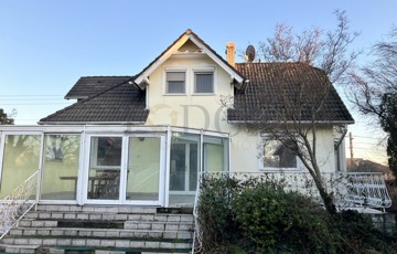 Eladó családi ház