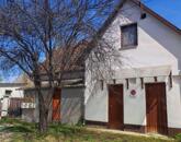 Eladó vendéglátóipari egység, lakóházzal, garázzsal, Szandaszőlősön